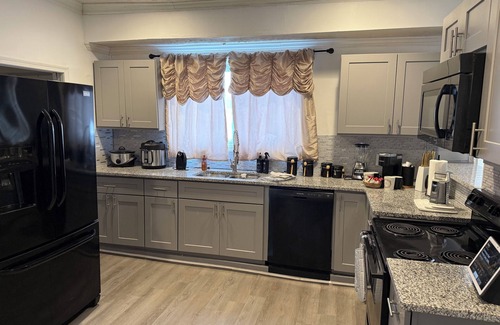 Newport News House | nLooking for relaxation and peace? This is the perfect spot for a quick getaway.