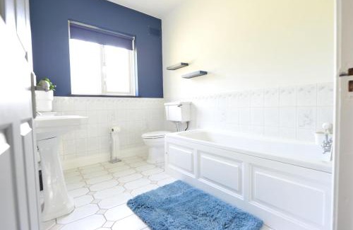 Blackrock House | No 2 Willow Lodge