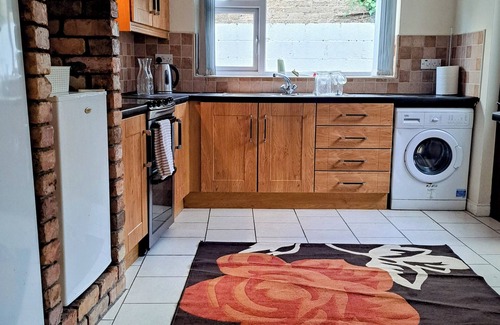 Bellaghy House | No 3 Main St, Charming 3-bed House in Bellaghy