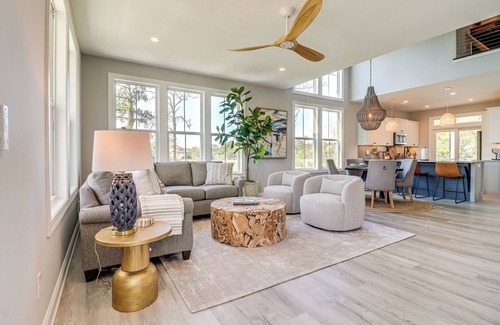 Myrtle Grove House | "No Regerts" a Modern and Spacious 5-bedroom home in Wilmington