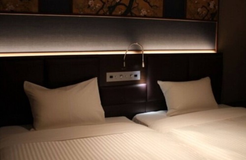 Hakataekihigashi Hotel | Nonsmoking Deluxe twin bed room on the first fl/Fukuoka Fukuoka