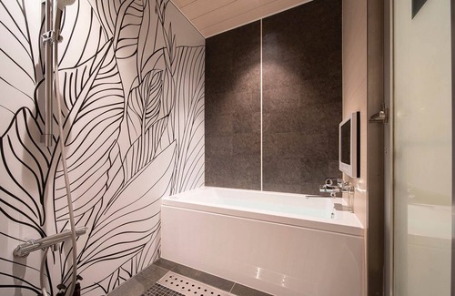 Nishinomiya Hotel | Nonsmoking Suite Room with bath and toilet /Nishinomiya Hyōgo