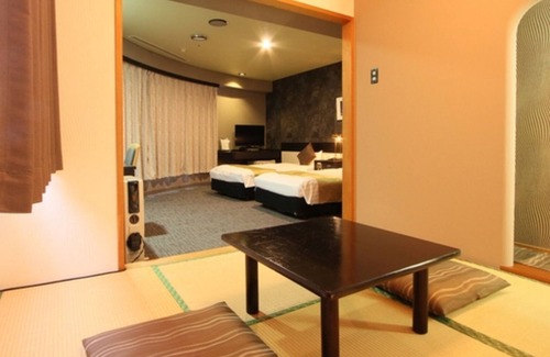 Chitose Hotel | NonsmokingDeluxe Twin JapaneseWestern RoomBre/Chitose Hokkaidō