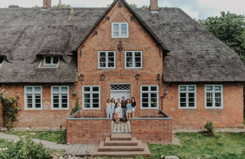 Tetenbull House | NordseeLodge Comfortable holiday residence