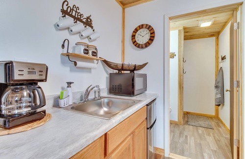 Norfork Apartment | Norfork Studio Cabin: Fishing, Kayaking & More!