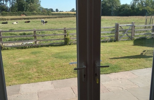 Staveley House | North yorkshire farm cottage with hot tub