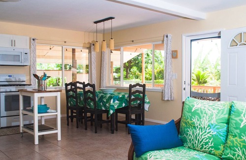 Pupukea House | Northshore Pupukea Getaway up the hill from the best beaches on of Oahu