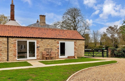 Thurlby House | Northumberland Cottage with Private Garden, No deposit