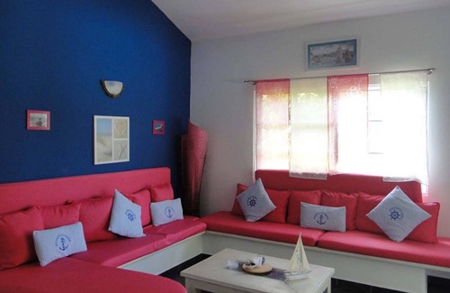 Urbanizacion Tavarez Villa | Not just the beaches: residence with basketball/tennis court, football field!