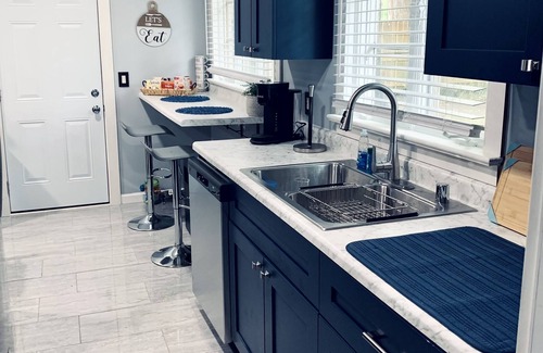 Wooded Estates House | Notre Dame vs USC Weekend: 5 BR Ranch Walk to Campus/2 Full Baths +Game Room