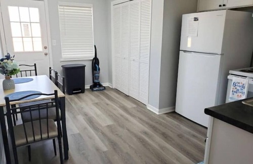 Foley Apartment | nSpacious 2Bed 1 Bath Unit Near OWA and Beach