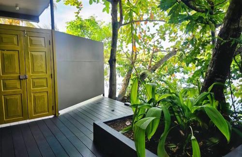 Ambalangoda House | Nuraai River Chalets