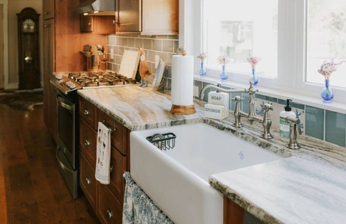 Tallahassee Other | Nutbird Hill Farm: Charming 2-bed cottage in historic red hills of Tallahassee.