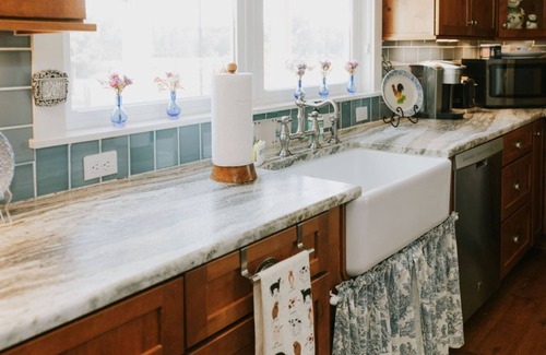 Tallahassee Other | Nutbird Hill Farm: Charming 2-bed cottage in historic red hills of Tallahassee.