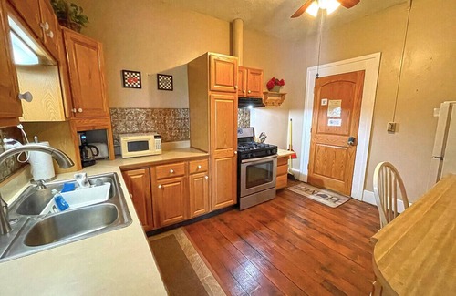 Coshocton Apartment | Nye's Place in Heart of Historic Roscoe Village