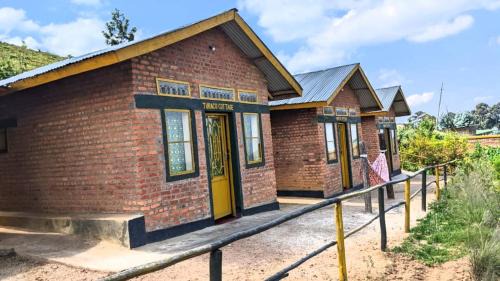 Kitabi House | NYUNGWE VILLAGE