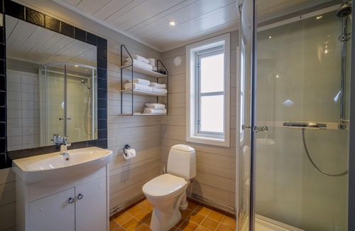 Kabelvag Hotel | Nyvågar Rorbuhotell - by Classic Norway Hotels