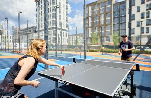 Shevchenkivs'kyi District Apartment | Nyvky Like Home - Файна Таун із сезонним басейном - Кв 6 низький поверх