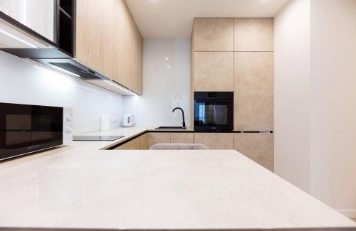 Shevchenkivs'kyi District Apartment | Nyvky Like Home - Файна Таун із сезонним басейном - Кв 58