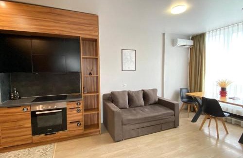 Podilskyj Apartment | Nyvky Like Home - Good Apartment 50 з балконом