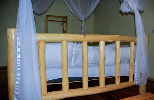 Kasese Resort | Nzoghu Heritage Safari Camp