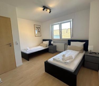 Ibbenbueren Apartment | O107 XL EG 4 Zi I 2 WC I Teams I Premium Betten