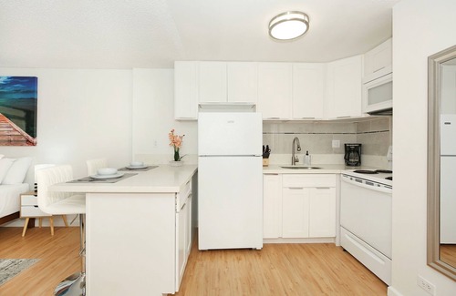 Waikiki Condo | Oahu Tradewinds Plaza 601 Condo