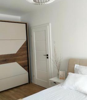 Floresti Apartment | Oak Apartment Columna Cluj