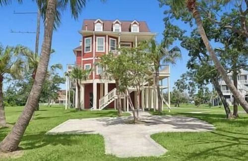 Lafitte Bed & Breakfast | Oak Cottage R303