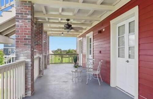 Lafitte Bed & Breakfast | Oak Cottage R303