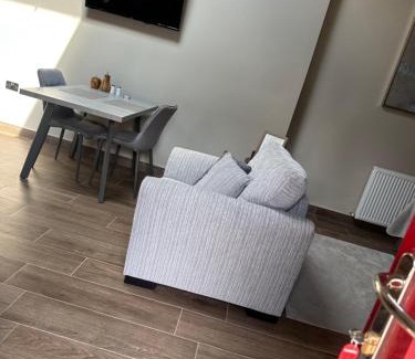 Lisburn Apartment | Oak field Cottages Belfast open plan studio stunning & tranquil