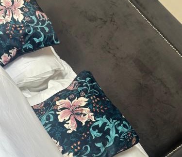 Lisburn Apartment | Oak field Cottages Belfast open plan studio stunning & tranquil