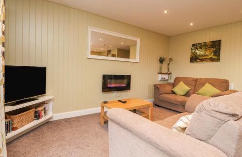 Preston House | Oak Lodge