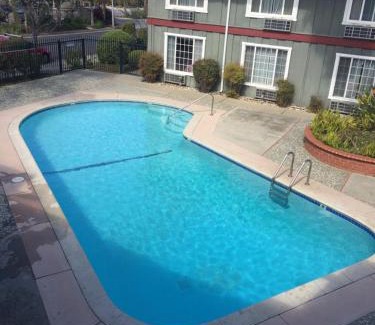 Palo Alto Hotel | Oak Motel