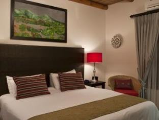 George Central Hotel | Oakhurst Hotel