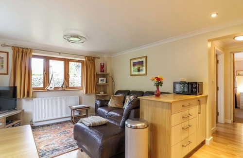 Layer Marney Cottage | OAKLEAVES, romantic, country holiday cottage in West Mersea