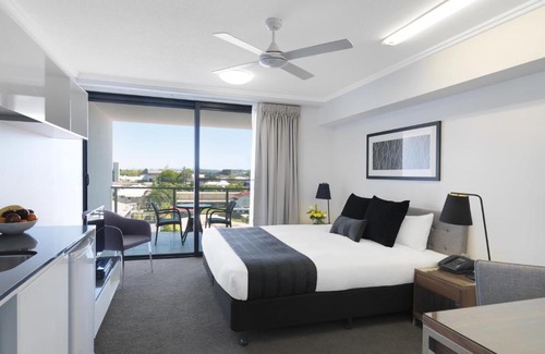 Mackay Apartment | Oaks Mackay Carlyle Suites
