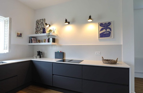 Henryd Cottage | OAKWOOD STABLES, with open fire in Conwy