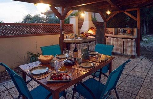 Perugia Apartment | Oasis of peace on the outskirts of Perugia, apt. in the villa, outdoor kitchen