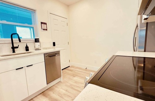 East Daytona House | Oasis on Atlantic Drive (On Strip)