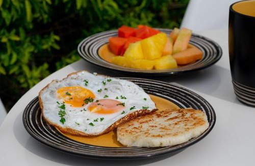 Papare Hotel | OASIS TROPICAL HOTEL