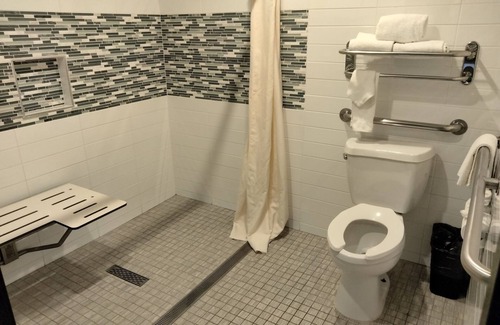 East Side Costa Mesa Hotel | OC Hotel Costa Mesa