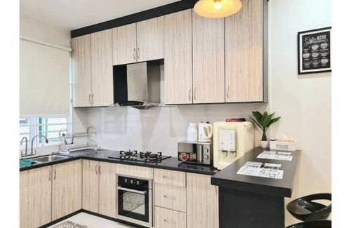 Tanjung Bungah House | Ocean 25 海洋贰拾伍 Shamrock Beach BigGroup 5 bedroom