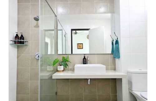 Tanjung Bungah House | Ocean 25 海洋贰拾伍 Shamrock Beach BigGroup 5 bedroom