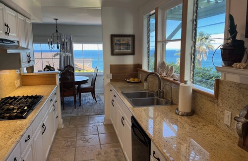 Laguna Beach Cottage | Ocean and whitewater views from every room except one bath