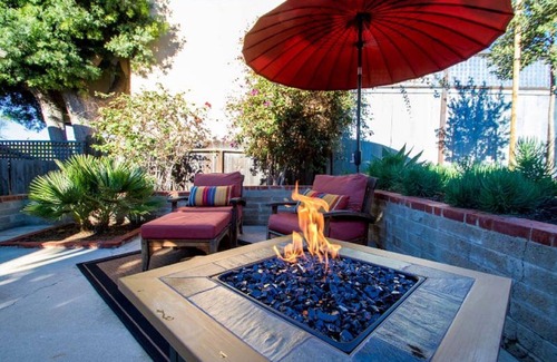 Ocean Beach Cottage | Ocean Beach Garden Cottage - Cozy Coastal Retreat