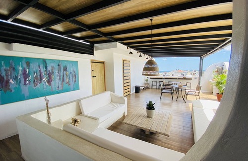 Ciudad Nueva Hotel | Ocean Breeze