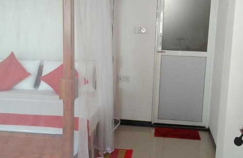 Boossa Bed & Breakfast | Ocean Breeze Resort