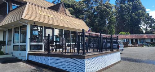 Jenner Hotel | Ocean Cove Lodge Bar & Grill