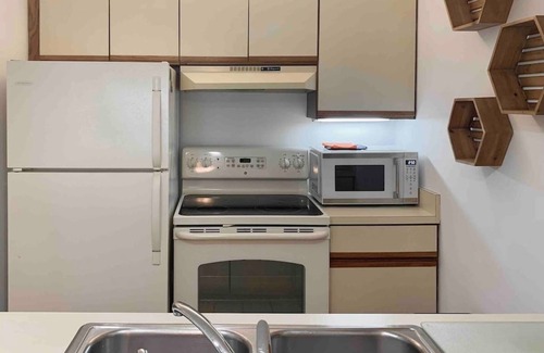 Briarcliffe Acres Condo | Ocean Creek! Enjoy the Beach, Pools, Golf, Dining!